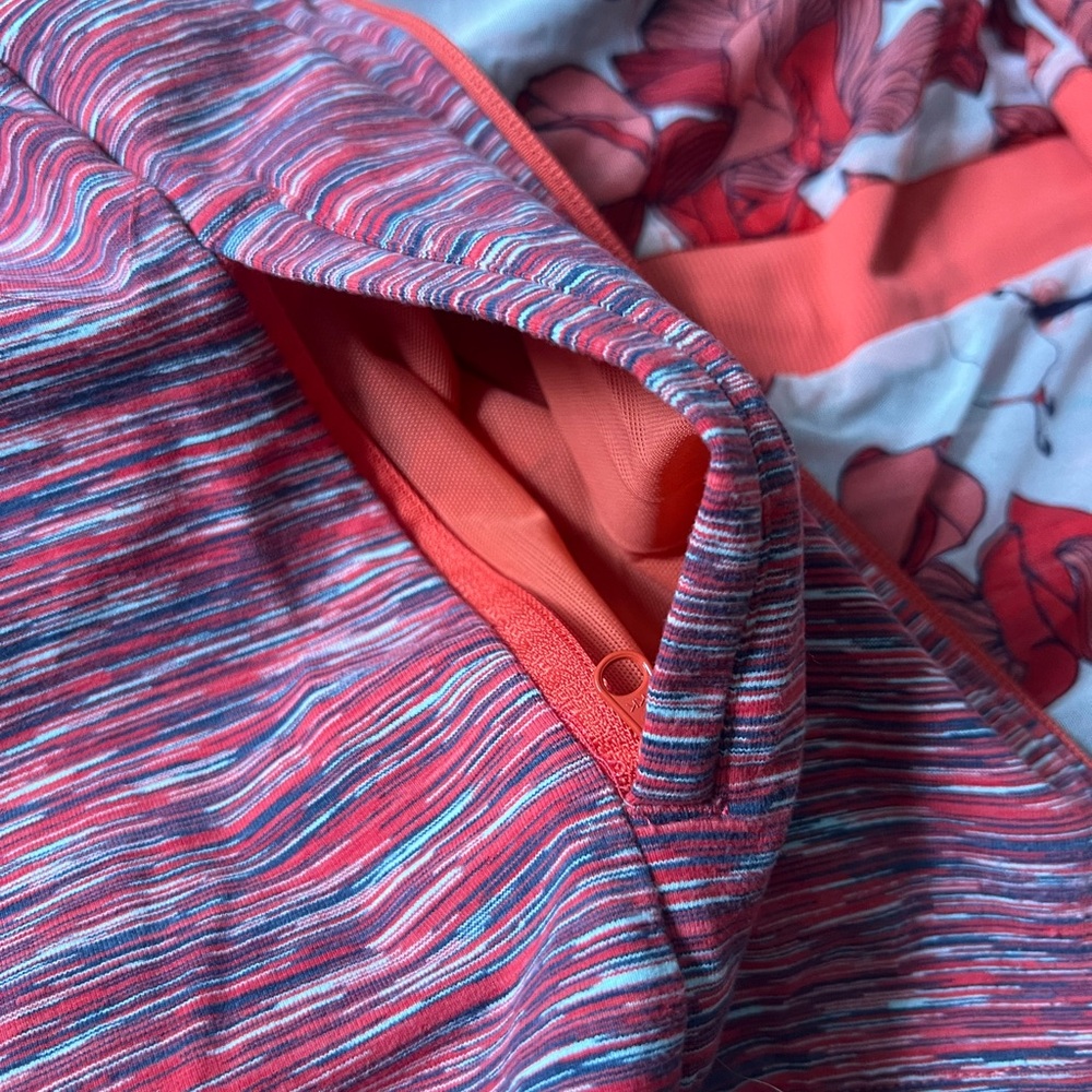 Lululemon Reversible Jacket - Picture 6 of 9